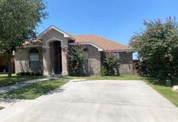Pre-foreclosure in  Lazar Dr Eagle Pass, TX 78852