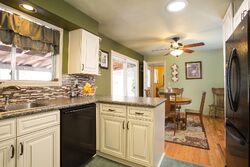 Pre-foreclosure in  McMurray Ave Richland, WA 99354