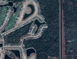 Pre-foreclosure in  Walnut Run Dr Alva, FL 33920