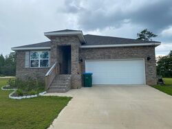 Pre-foreclosure in  Arcadia Bluffs Ave Laurel Hill, FL 32567