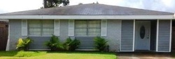 Pre-foreclosure in  JOY ANN DR Marrero, LA 70072