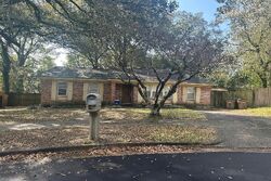 Pre-foreclosure in  SUWANNEE CIR Mobile, AL 36608