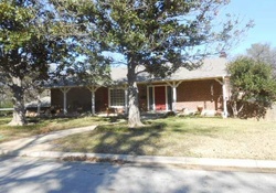 Pre-foreclosure in  MONTERREY DR Fort Worth, TX 76112