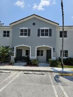 Pre-foreclosure in  SE 15TH TER Homestead, FL 33035
