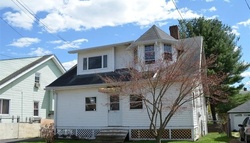 Pre-foreclosure in  MONTOWESE ST Hartford, CT 06114