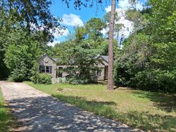 Pre-foreclosure in  MARYLAND DR Albany, GA 31707