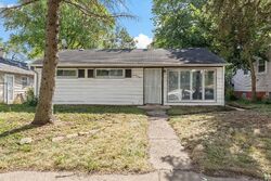 Pre-foreclosure in  E 146TH ST Dolton, IL 60419