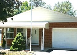 Pre-foreclosure in  LISMORE DR Toms River, NJ 08757