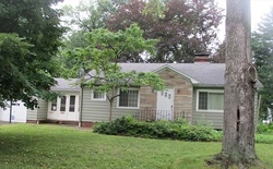 Pre-foreclosure in  MCPHERSON AVE Akron, OH 44313
