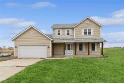 Pre-foreclosure in  40TH AVE Pleasantville, IA 50225