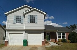 Pre-foreclosure in  HERITAGE WALK Lithonia, GA 30058