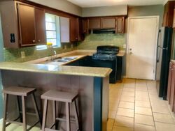 Pre-foreclosure in  OAK BROOK DR Houston, TX 77013