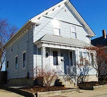 Pre-foreclosure in  RUSSELL AVE East Providence, RI 02914