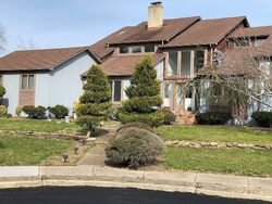 Pre-foreclosure in  SEAGARDEN DR Linwood, NJ 08221