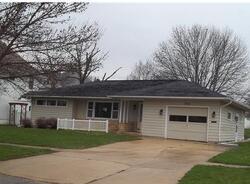 Pre-foreclosure Listing in I AVE GRUNDY CENTER, IA 50638