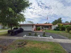 Pre-foreclosure in  W PARK RD Hollywood, FL 33021
