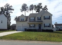 Pre-foreclosure in  KING EIDER DR Richmond, VA 23231