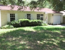 Pre-foreclosure in  CEDAR TREE DR Ocala, FL 34472