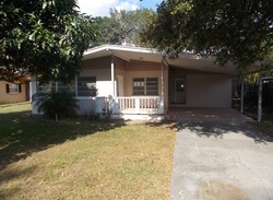 Pre-foreclosure in  TERRACE DR Winter Haven, FL 33884