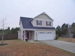Pre-foreclosure in  HOLLYFIELD CT Jacksonville, NC 28546