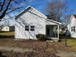 Pre-foreclosure in  N 7TH ST Elwood, IN 46036