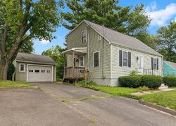 Pre-foreclosure in  GARFIELD RD Bristol, CT 06010