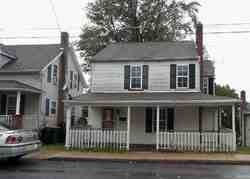 Pre-foreclosure in  WAYNE AVE Waynesboro, PA 17268
