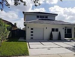 Pre-foreclosure in  NW 152ND TER Hialeah, FL 33018