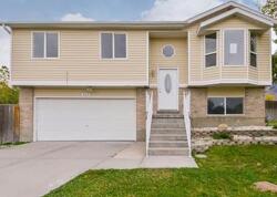 Pre-foreclosure in  N 310 E Tooele, UT 84074