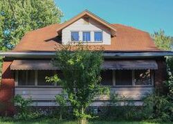 Pre-foreclosure in  WOODBINE AVE SE Warren, OH 44484