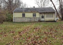 Pre-foreclosure in  RIVIERA ST Indianapolis, IN 46260