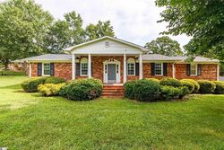 Pre-foreclosure in  HANGING ROCK RD Boiling Springs, SC 29316