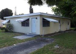 Pre-foreclosure in  TANGELO AVE West Palm Beach, FL 33406