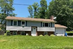 Pre-foreclosure in  FREDERICK RD Greenfield, MA 01301