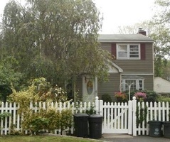 Pre-foreclosure in  BROADWAY Shirley, NY 11967