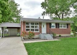 Pre-foreclosure in  S SAINT JACQUES ST Florissant, MO 63031
