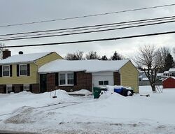  E High St, Lockport NY