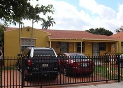 Pre-foreclosure in  SW 1ST ST Miami, FL 33134