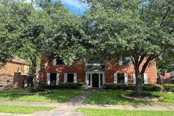 Pre-foreclosure in  WIMBLETON CT Pearland, TX 77581