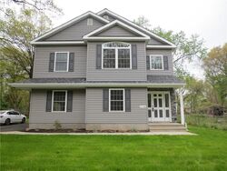 Pre-foreclosure in  W 4TH ST Piscataway, NJ 08854
