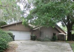 Pre-foreclosure in  SHADY SHORES DR Tampa, FL 33613