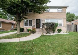 Pre-foreclosure in  E 161ST ST South Holland, IL 60473