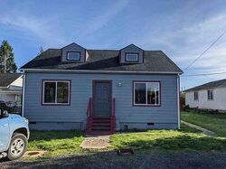Pre-foreclosure in  FLANAGAN RD Coos Bay, OR 97420