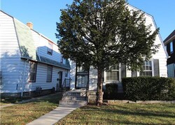 Pre-foreclosure in  N 41ST ST Milwaukee, WI 53216