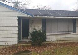 Pre-foreclosure in  JEFFERSON AVE Brentwood, NY 11717