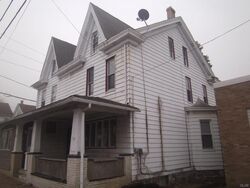  Tunnel St, Lansford PA