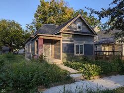 Pre-foreclosure in  N TACOMA AVE Indianapolis, IN 46201