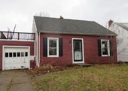 Pre-foreclosure in  PHILIP AVE Maple Heights, OH 44137