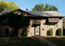 Pre-foreclosure in  CHAPPEL AVE Calumet City, IL 60409