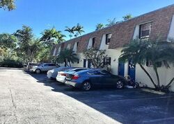 Pre-foreclosure in  S DIXIE HWY  Miami, FL 33157